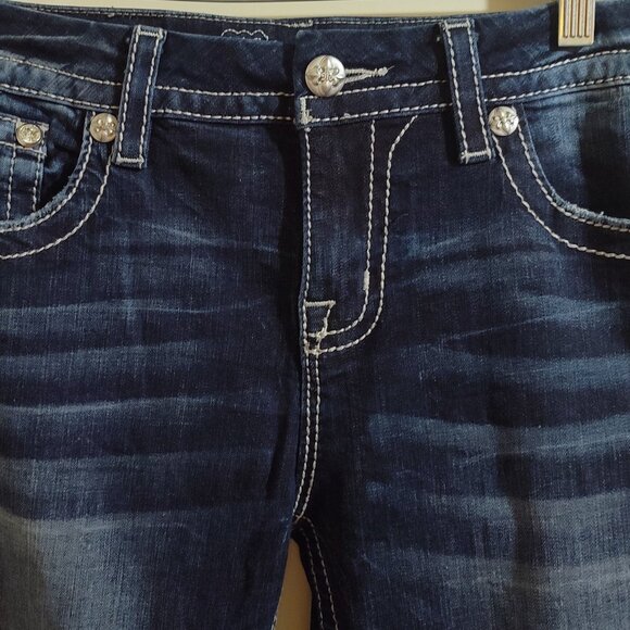 Miss Me Size 28 Mid-Rise Embroidered Swirly Rhinestone Designed Back Pockets Jea - Picture 5 of 10